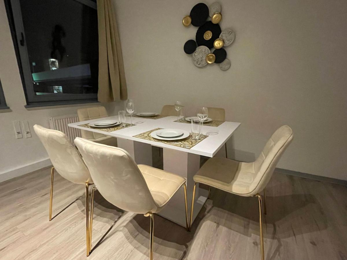 Urbansuites - Modern & Zentral In Der City - Dein Zuhause In Stoccarda Esterno foto