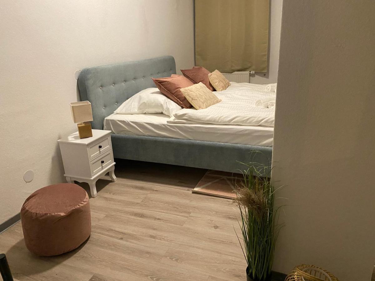 Urbansuites - Modern & Zentral In Der City - Dein Zuhause In Stoccarda Esterno foto