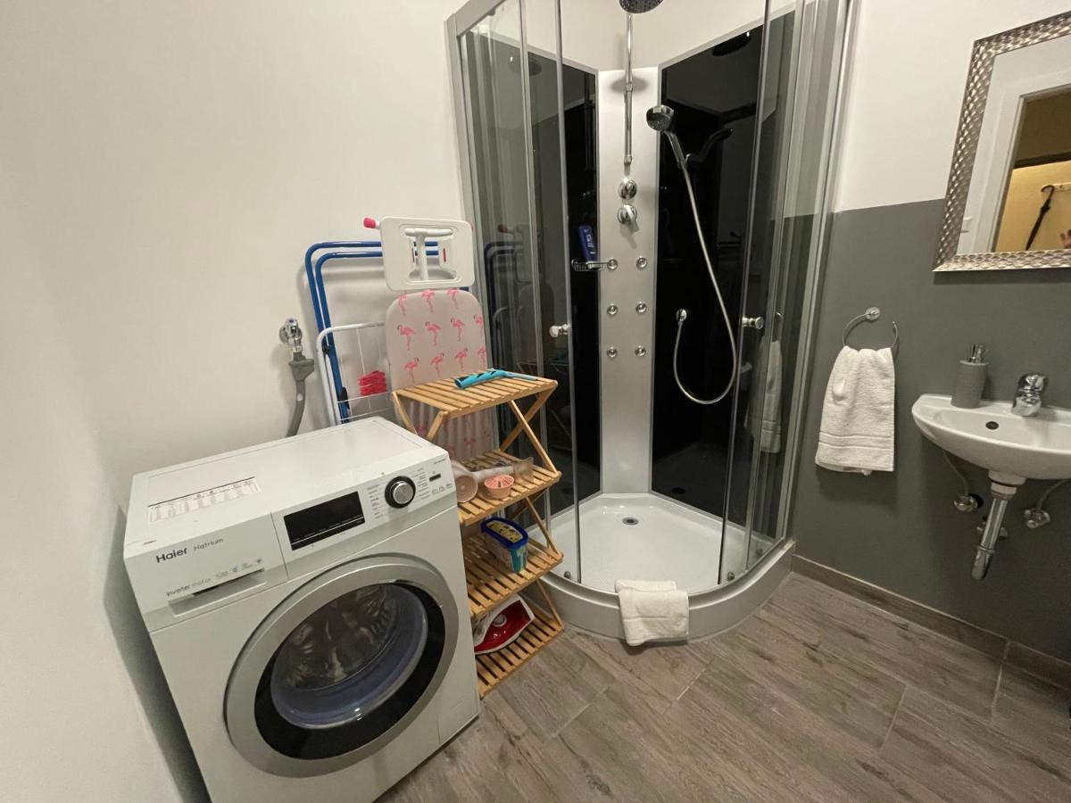 Urbansuites - Modern & Zentral In Der City - Dein Zuhause In Stoccarda Esterno foto