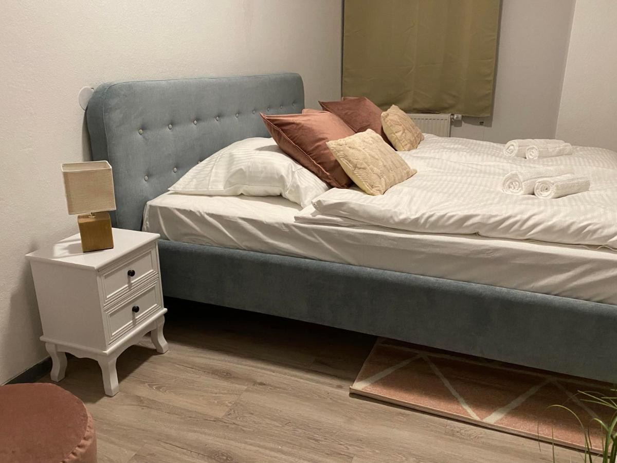 Urbansuites - Modern & Zentral In Der City - Dein Zuhause In Stoccarda Esterno foto