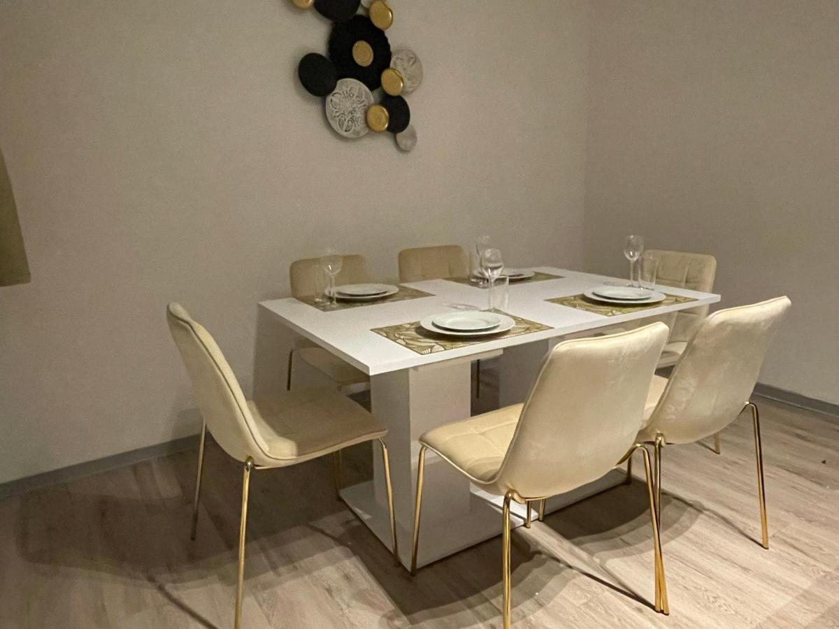 Urbansuites - Modern & Zentral In Der City - Dein Zuhause In Stoccarda Esterno foto