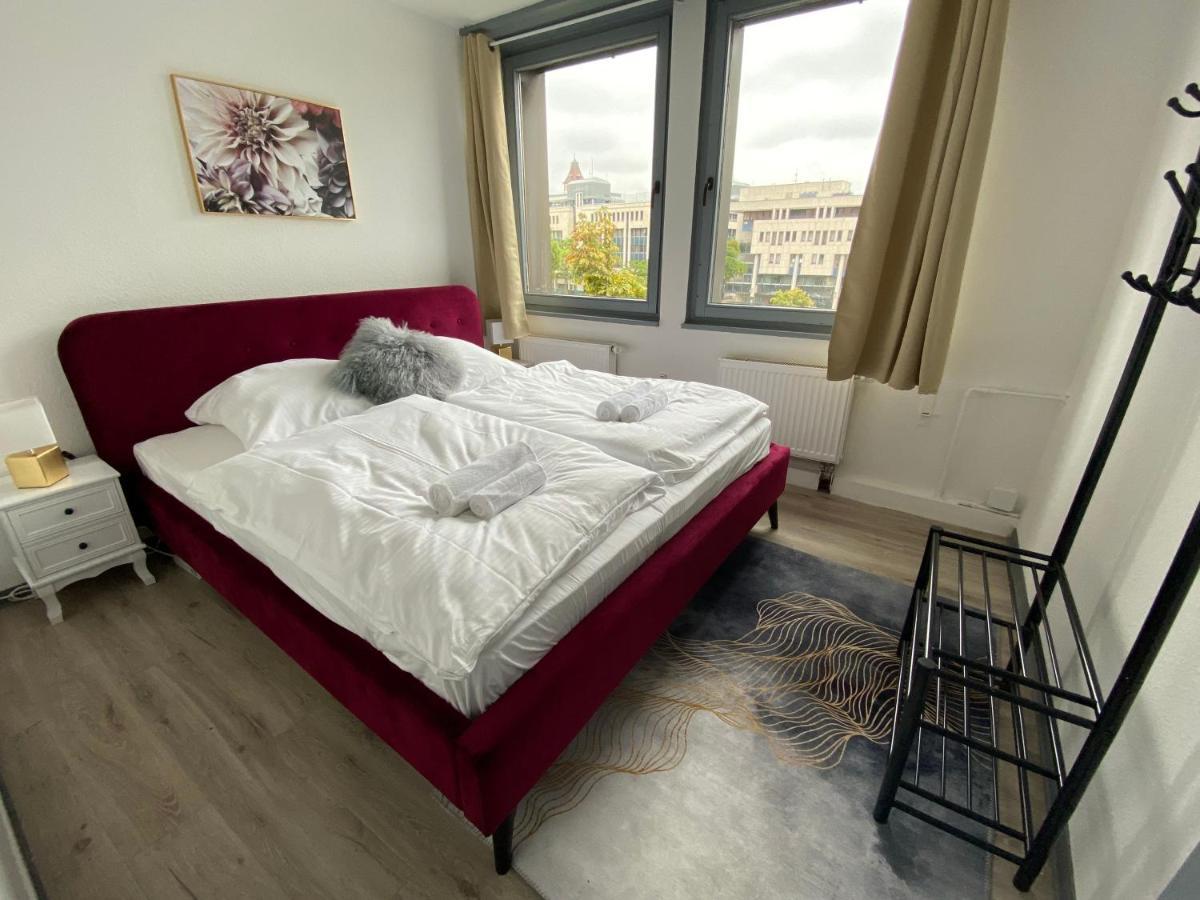 Urbansuites - Modern & Zentral In Der City - Dein Zuhause In Stoccarda Esterno foto